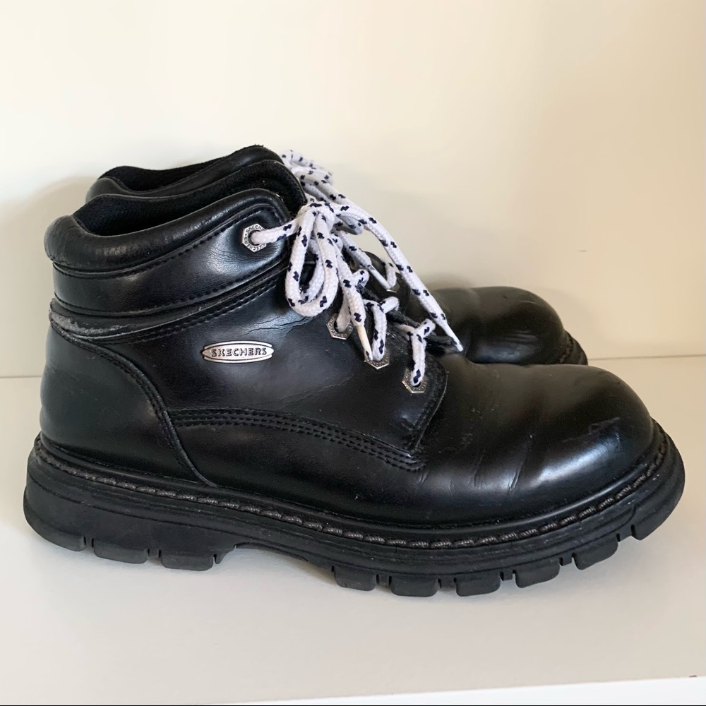 Hold Y2k skechers chunky leather sneakers